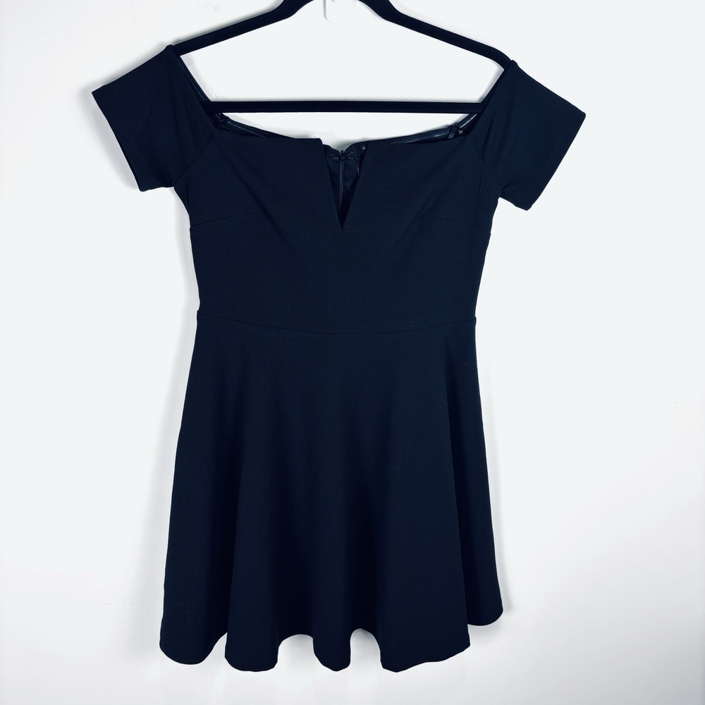 Lulus Play The Party Black Skater Fit Flare Dress Off Shoulder Size M Cocktail